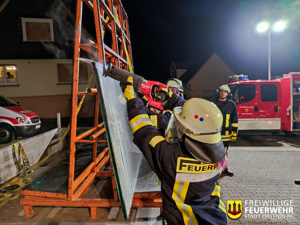 LB Nord übt die Technische Hilfeleistung – Feuerwehren der Stadt Ortenberg