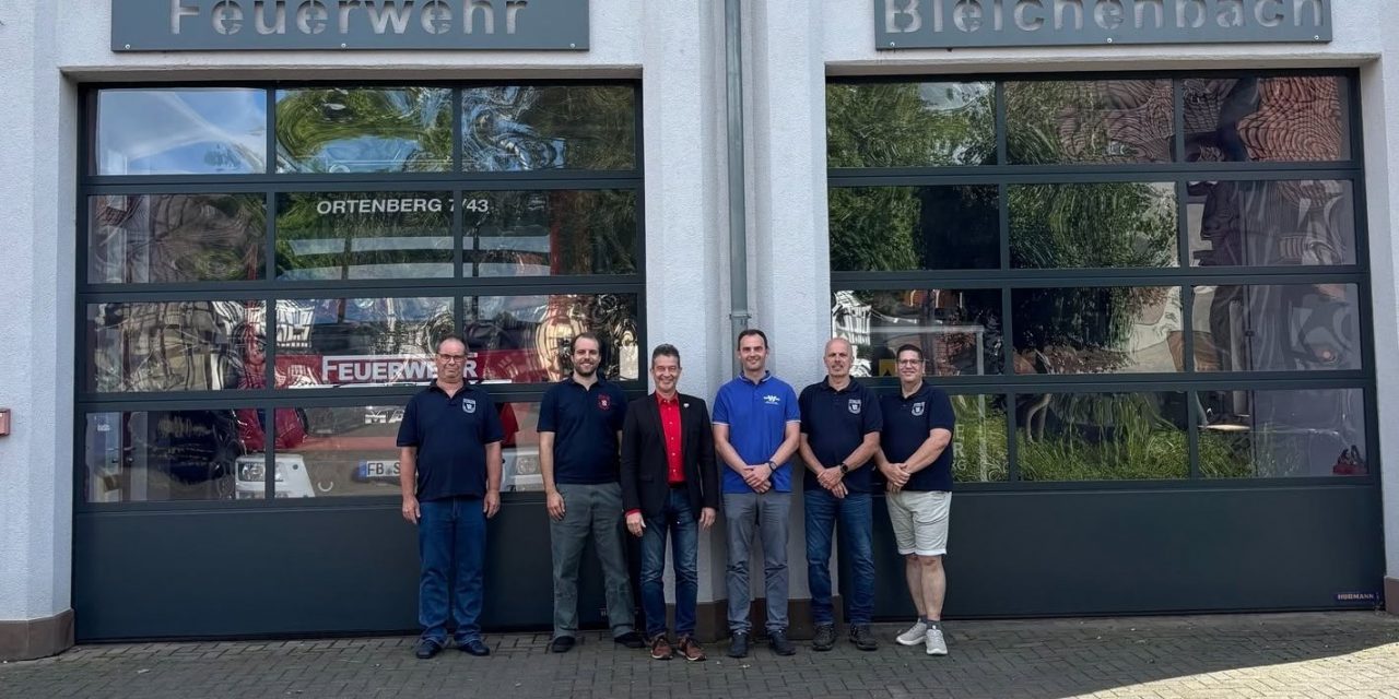 Neue Sektionaltore für das Feuerwehrhaus Bleichenbach